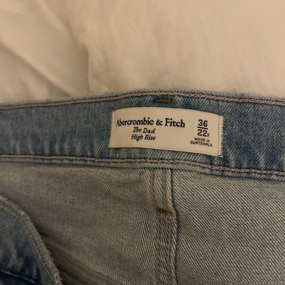 Abercrombie and fitch Brand new with women’s XXL 36 women’s dad jeans - Picture 3 of 5